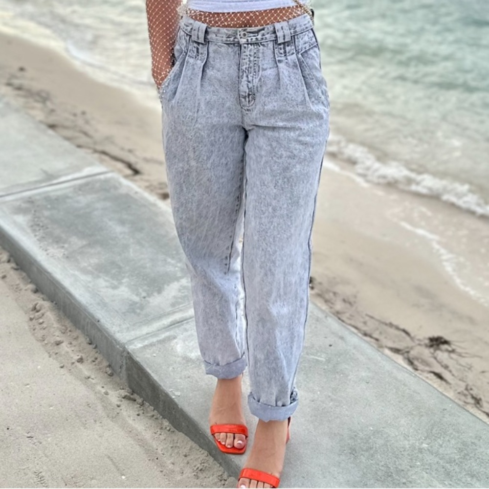 Vintage acid wash jeans